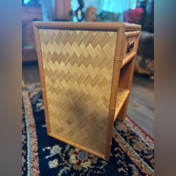 BOHO Vintage Bamboo Rattan Side Table 19” Nightstand Entryway • Lightweight - Picture 4 of 15